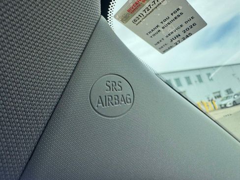 Certified 2022 Toyota RAV4 LE w/ Carpet Mat Package (TMS) image 31