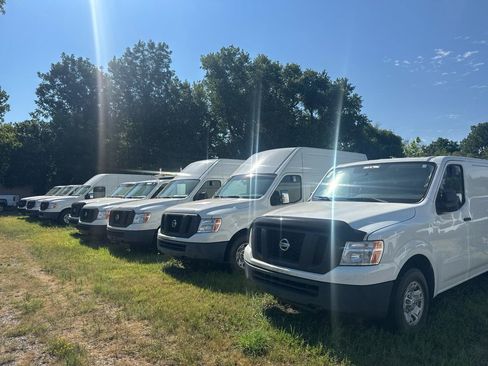 Used 2021 Nissan NV 1500 SV w/ Navigation Package RWD image 2