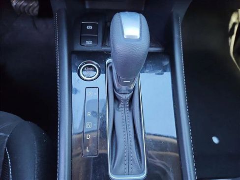 Certified 2023 Nissan Kicks SV image 17