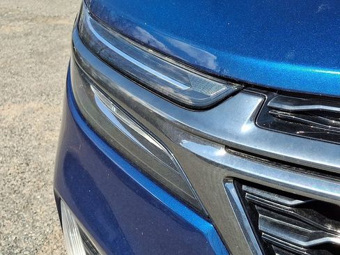 Used 2022 Chevrolet Equinox RS w/ RS Leather Package image 36