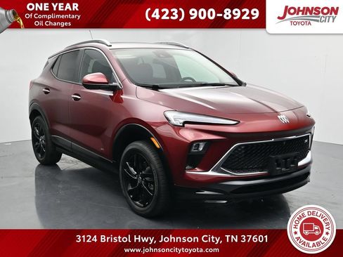 Used 2025 Buick Encore GX Sport Touring w/ Advanced Technology Package AWD/4WD image 1