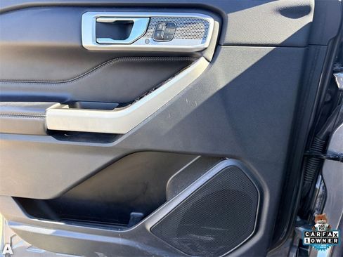 Used 2021 Ford Explorer Limited w/ Equipment Group 301A image 13