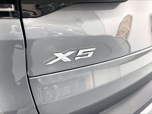 Used 2026 BMW X5 sDrive40i w/ Executive Package RWD image 33