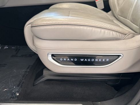 Used 2023 Jeep Grand Wagoneer L Series II image 60