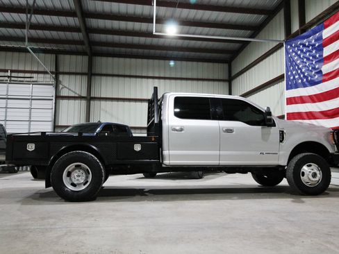 Used 2017 Ford F350 Lariat w/ Chrome Package AWD/4WD image 13
