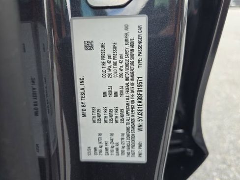 Used 2025 Tesla Model 3 Long Range RWD image 30