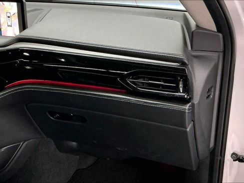 Used 2023 Acura MDX SH-AWD w/ Advance Package image 18