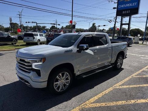 New 2026 Chevrolet Silverado 1500 High Country RWD image 3