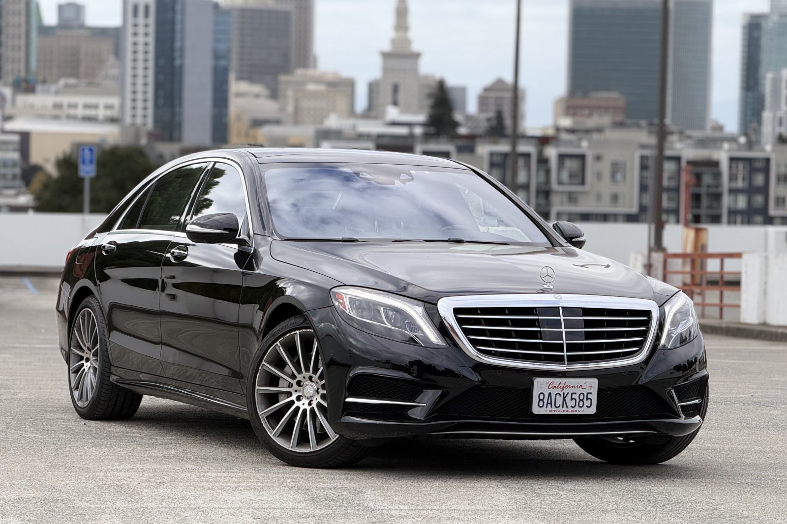 Used 2015 Mercedes-Benz S 550 Sedan image 2