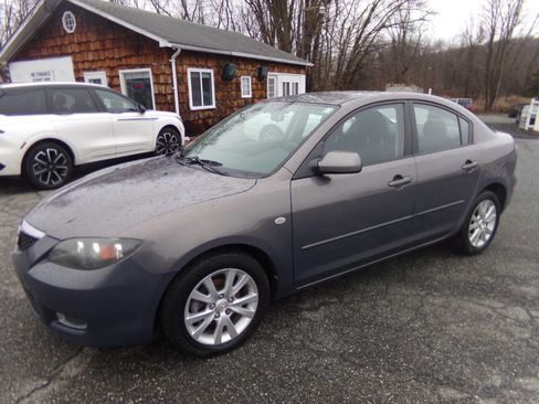 Used 2008 MAZDA MAZDA3 i Touring image 1