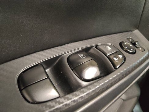 Used 2024 Nissan Sentra SV FWD image 27