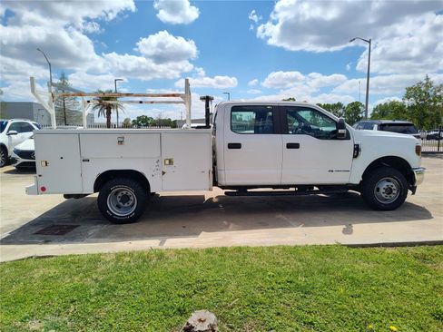 Used 2019 Ford F350 XL w/ Power Equipment Group image 7