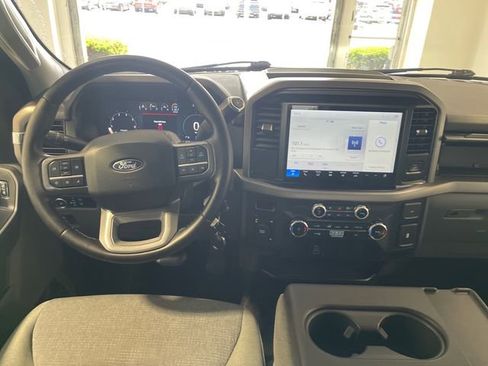 Used 2025 Ford F150 XLT w/ Equipment Group 301A Standard AWD/4WD image 17