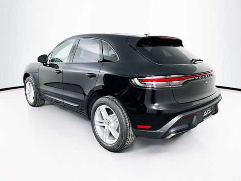 Certified 2026 Porsche Macan AWD/4WD image 3