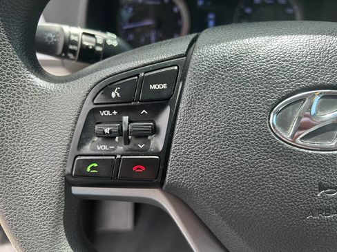 Used 2016 Hyundai Tucson SE w/ Option Group 02 FWD image 12