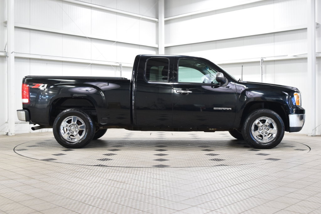 Used 2012 GMC Sierra 1500 SLT w/ SLT Convenience Package AWD/4WD image 9