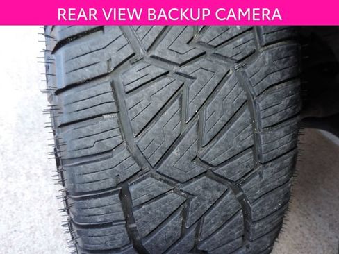 Used 2019 Toyota RAV4 XLE Premium FWD image 13
