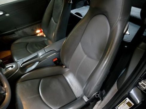 Used 2006 Porsche 911 Carrera RWD image 8