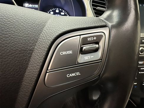 Used 2017 Hyundai Santa Fe Sport image 21