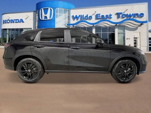 New 2026 Honda HR-V Sport image 8