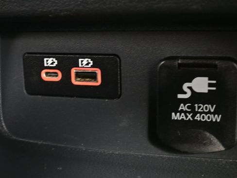 Used 2022 Nissan Frontier SV image 9