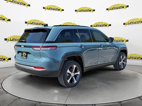 New 2026 Jeep Grand Cherokee Limited RWD image 5