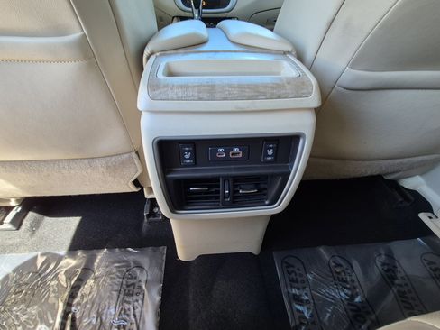 Used 2019 Nissan Murano SL w/ SL Technology Package FWD image 14