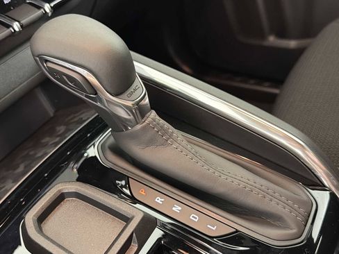 New 2026 GMC Canyon Elevation w/ Convenience Package image 62