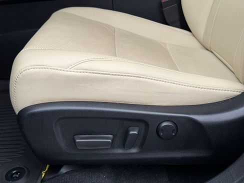Certified 2022 Lexus RX 350 AWD w/ Premium Package image 16