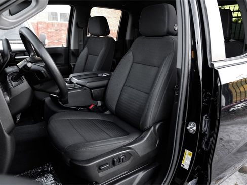 Used 2022 Chevrolet Silverado 1500 Custom w/ Safety Confidence Package image 30