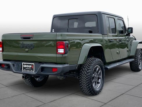 Used 2023 Jeep Gladiator Sport image 11