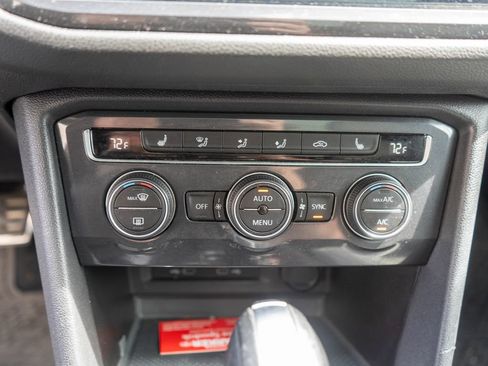 Used 2021 Volkswagen Tiguan SE R-Line FWD image 22