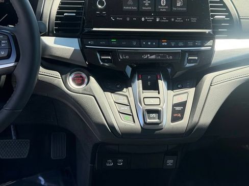 Certified 2026 Honda Odyssey EX-L image 21