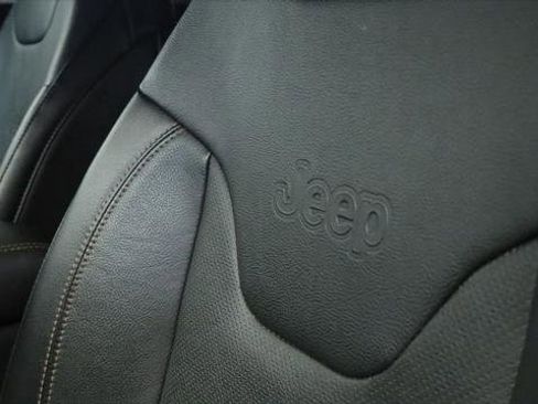Certified 2022 Jeep Compass Limited AWD/4WD image 30