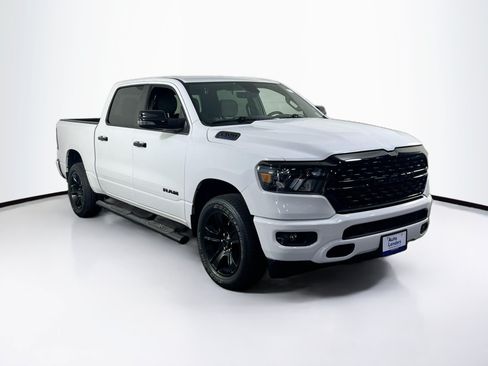 Used 2023 RAM 1500 Big Horn AWD/4WD image 3
