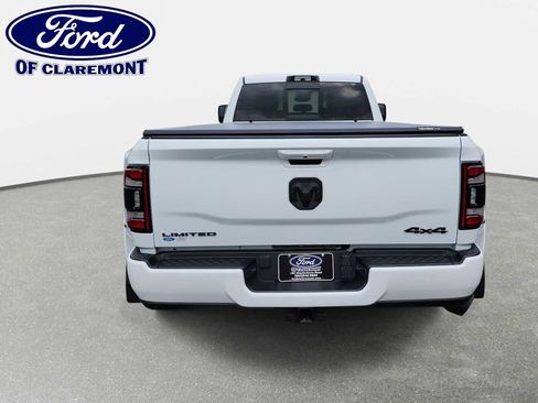 Used 2024 RAM 3500 Limited w/ Night Edition AWD/4WD image 17