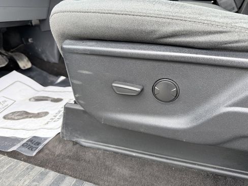 Used 2022 Ford F150 XLT w/ Trailer Tow Package image 23