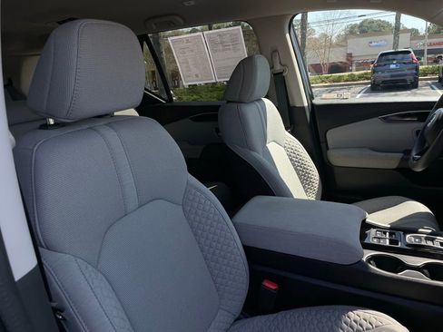 Certified 2023 Honda Pilot LX image 30