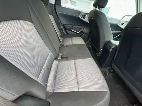 Used 2024 Kia Soul LX w/ Option Group 015 image 6