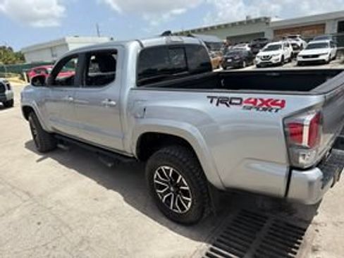 Used 2023 Toyota Tacoma TRD Sport w/ Advanced Technology Package AWD/4WD image 4
