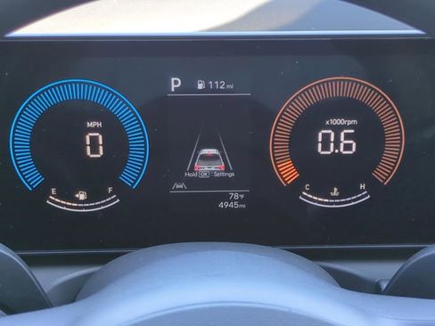 Certified 2025 Hyundai Santa Cruz SE FWD image 26