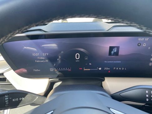 Used 2025 Buick Enclave Preferred image 14