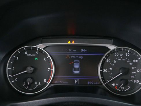 Used 2022 Nissan Altima 2.5 SR w/ Midnight Edition Package FWD image 15