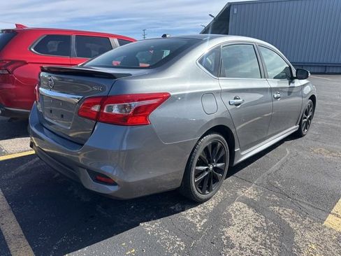 Used 2017 Nissan Sentra SR w/ SR Midnight Edition image 9