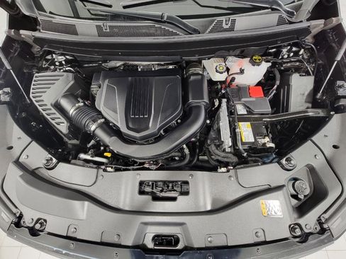 Certified 2025 Chevrolet Traverse RS w/ LPO, Floor Liner Package AWD/4WD image 8