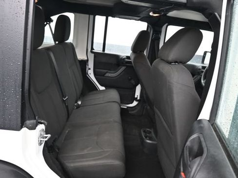 Used 2017 Jeep Wrangler Unlimited Sport AWD/4WD image 7