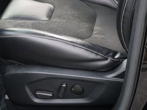 Used 2021 Ford Edge ST image 14