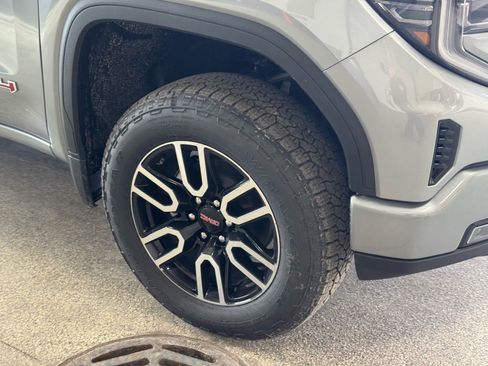 New 2026 GMC Sierra 1500 AT4 w/ AT4 Premium Package image 4