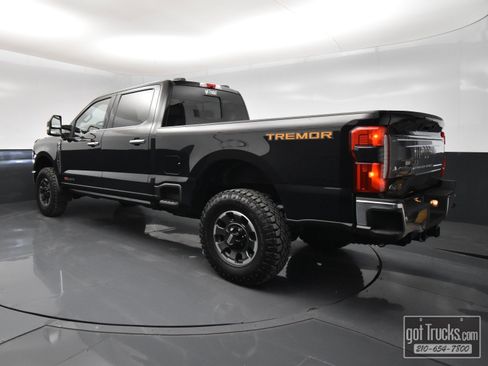 Used 2023 Ford F250 King Ranch w/ Tremor Off-Road Package image 5