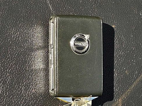 Used 2024 Volvo S60 B5 Core FWD image 34